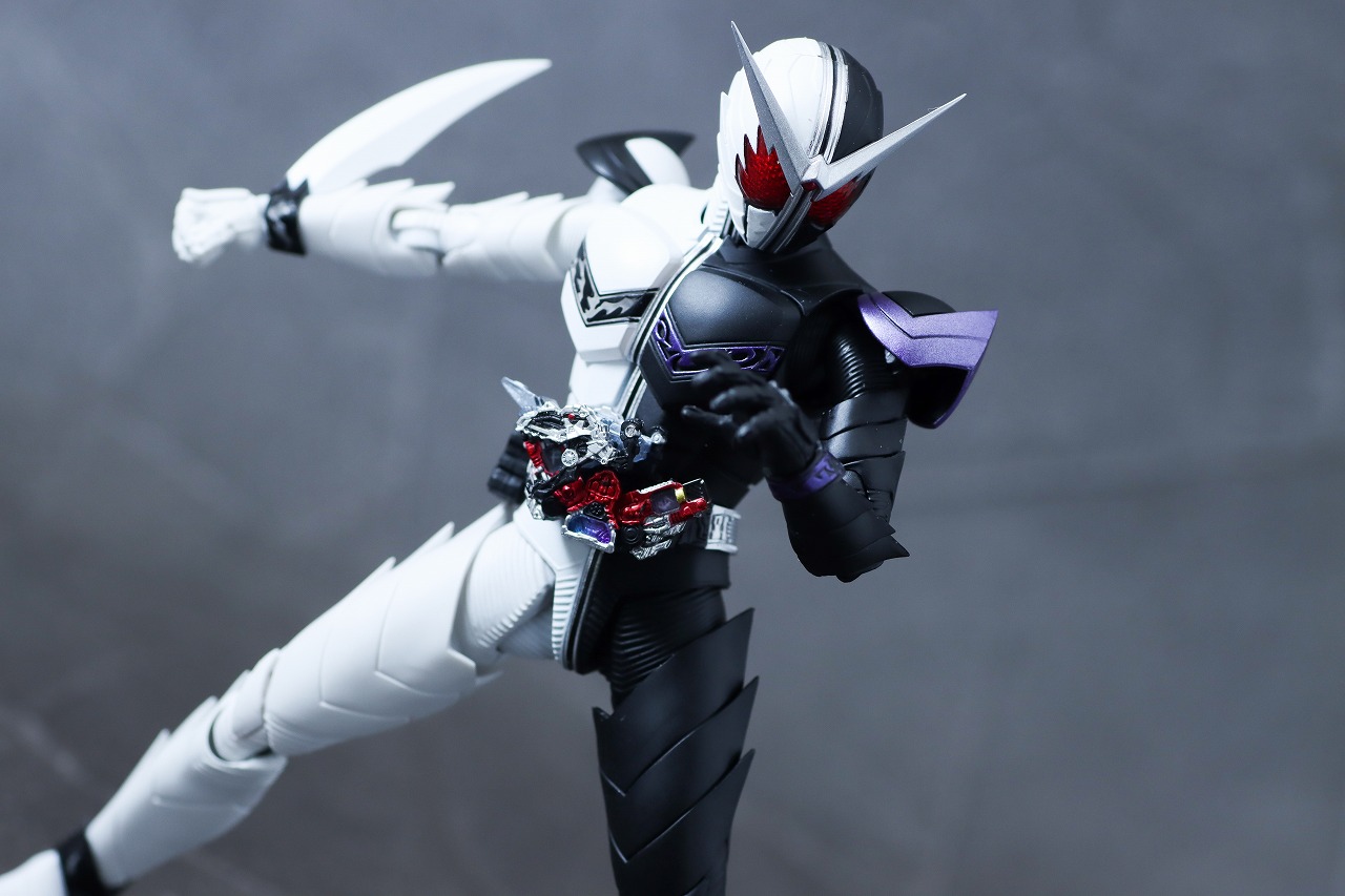 S.H.フィギュアーツ 真骨彫製法　仮面ライダーW ファングジョーカー（風都探偵アニメ化記念）　レビュー　アクション