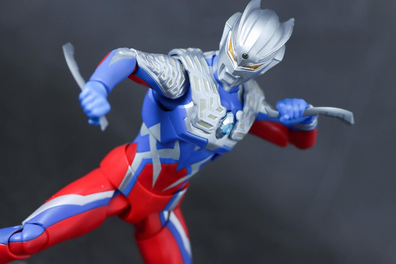 S.H.フィギュアーツ　ウルトラマンゼロ（ニュージェネ スターズVer.）　レビュー　アクション　ゼロスラッガー