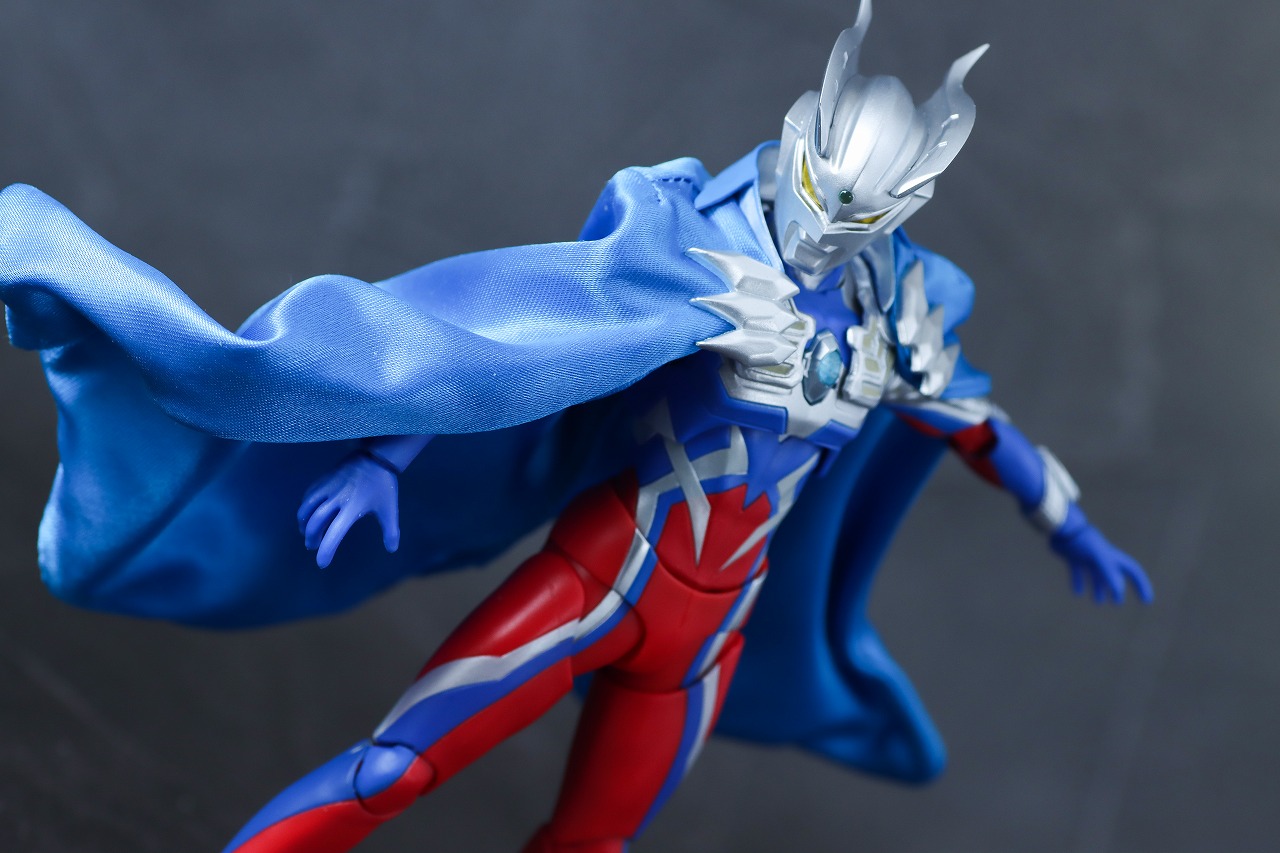 S.H.フィギュアーツ　ウルトラマンゼロ（ニュージェネ スターズVer.）　レビュー　アクション　ゼロマント