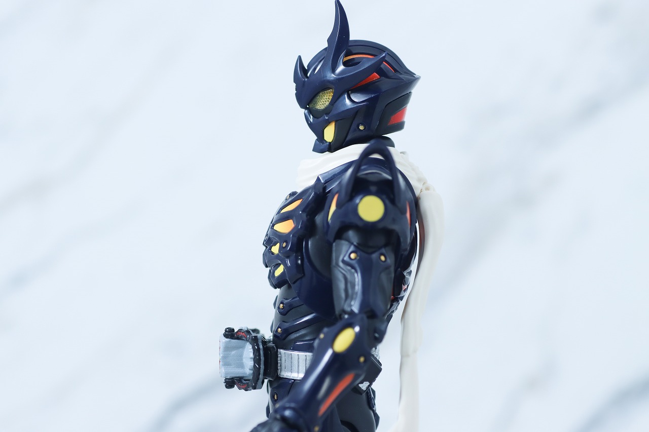 S.H.フィギュアーツ　仮面ライダードレッド 零式　レビュー　可動範囲