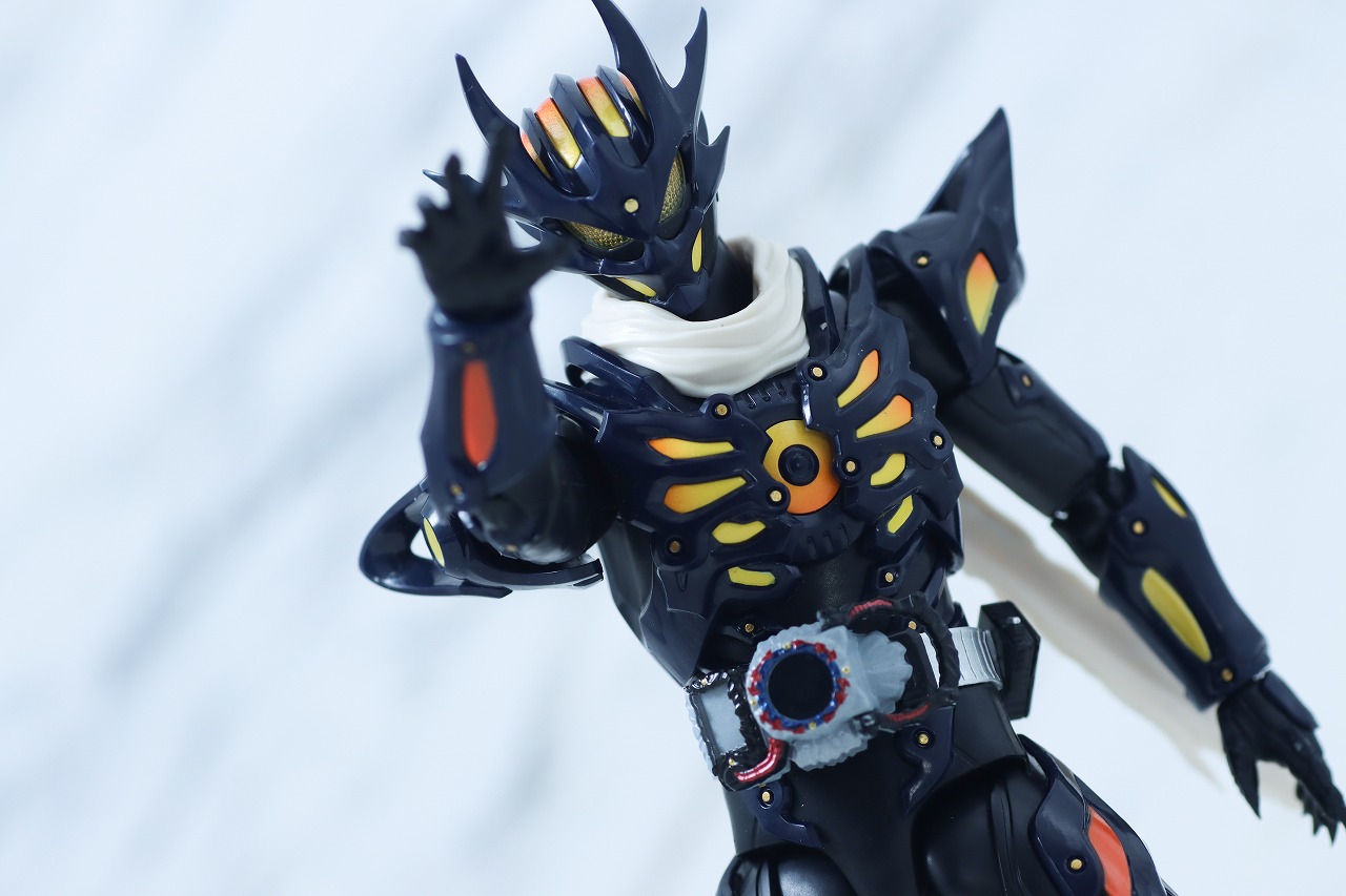 S.H.フィギュアーツ　仮面ライダードレッド 零式　レビュー　アクション