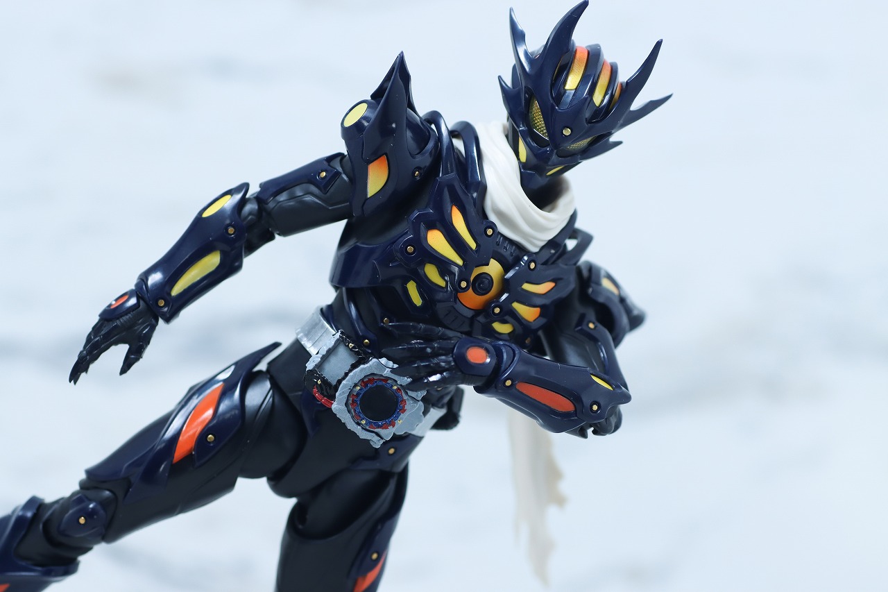 S.H.フィギュアーツ　仮面ライダードレッド 零式　レビュー　アクション