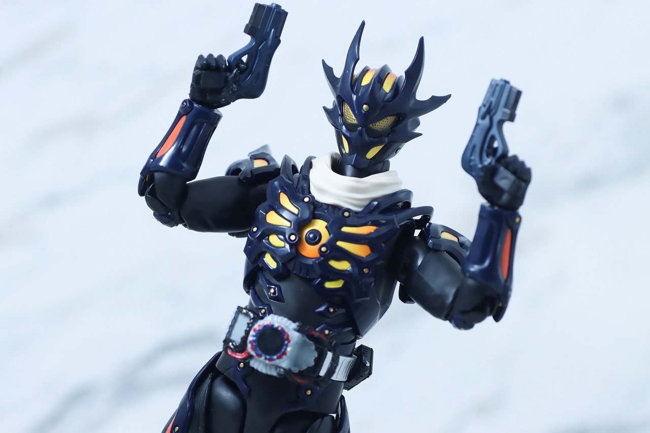 S.H.フィギュアーツ　仮面ライダードレッド 零式　レビュー　アクション