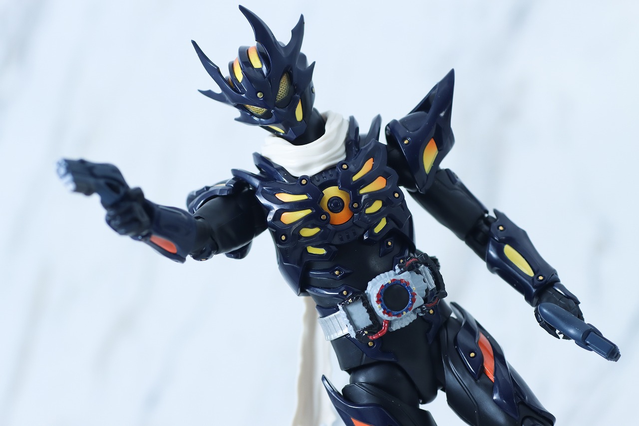 S.H.フィギュアーツ　仮面ライダードレッド 零式　レビュー　アクション