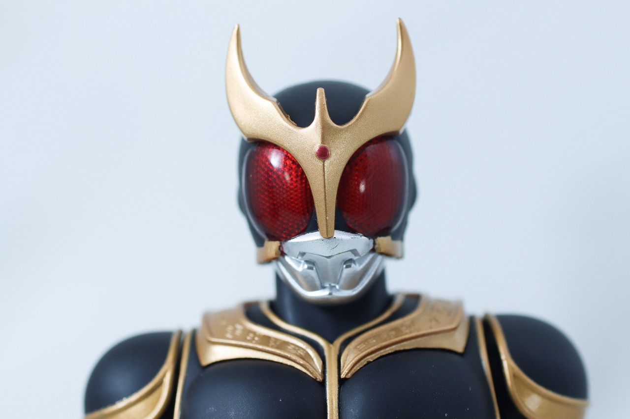 S.H.フィギュアーツ 真骨彫製法　仮面ライダークウガ アメイジングマイティフォーム 真骨彫10th Anniversary Ver.　レビュー　本体