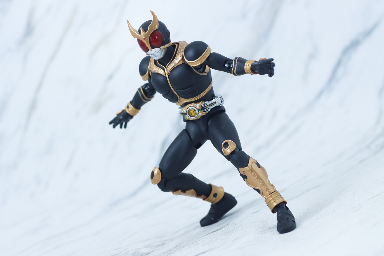 S.H.フィギュアーツ 真骨彫製法　仮面ライダークウガ アメイジングマイティフォーム 真骨彫10th Anniversary Ver.　レビュー　アクション