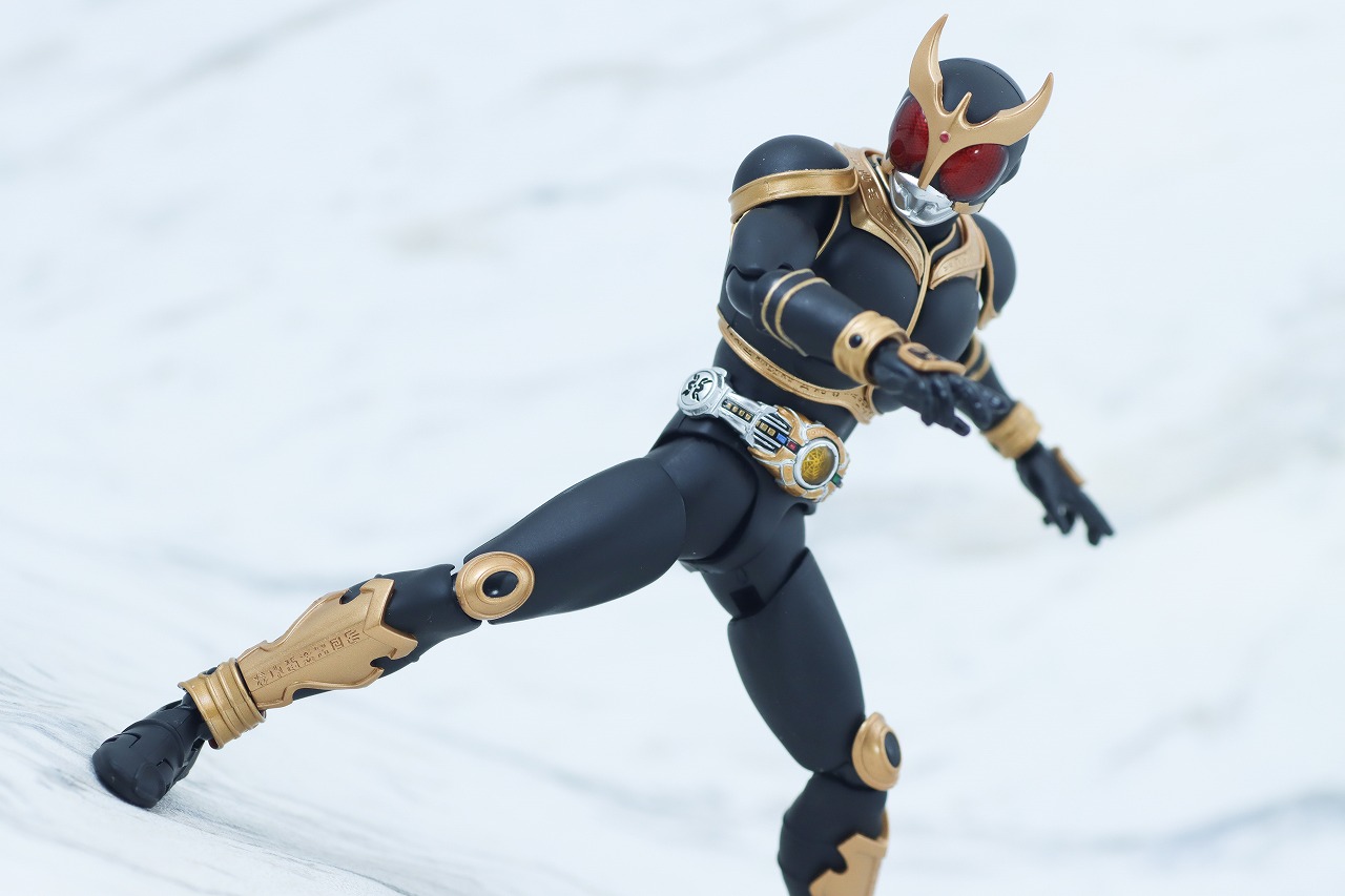 S.H.フィギュアーツ 真骨彫製法　仮面ライダークウガ アメイジングマイティフォーム 真骨彫10th Anniversary Ver.　レビュー　アクション