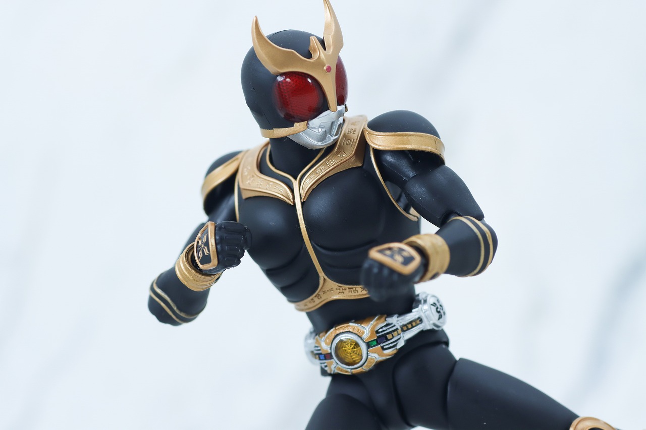 S.H.フィギュアーツ 真骨彫製法　仮面ライダークウガ アメイジングマイティフォーム 真骨彫10th Anniversary Ver.　レビュー　アクション