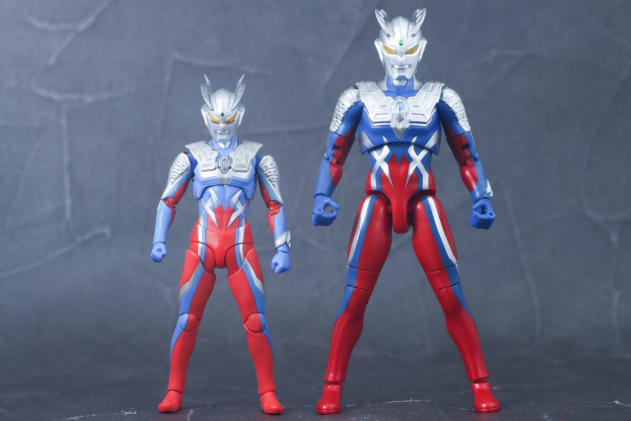 サウンド×アクション　叫ぶ！ウルトラマンゼロ　レビュー　本体