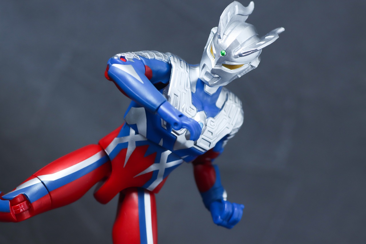 サウンド×アクション　叫ぶ！ウルトラマンゼロ　レビュー　アクション