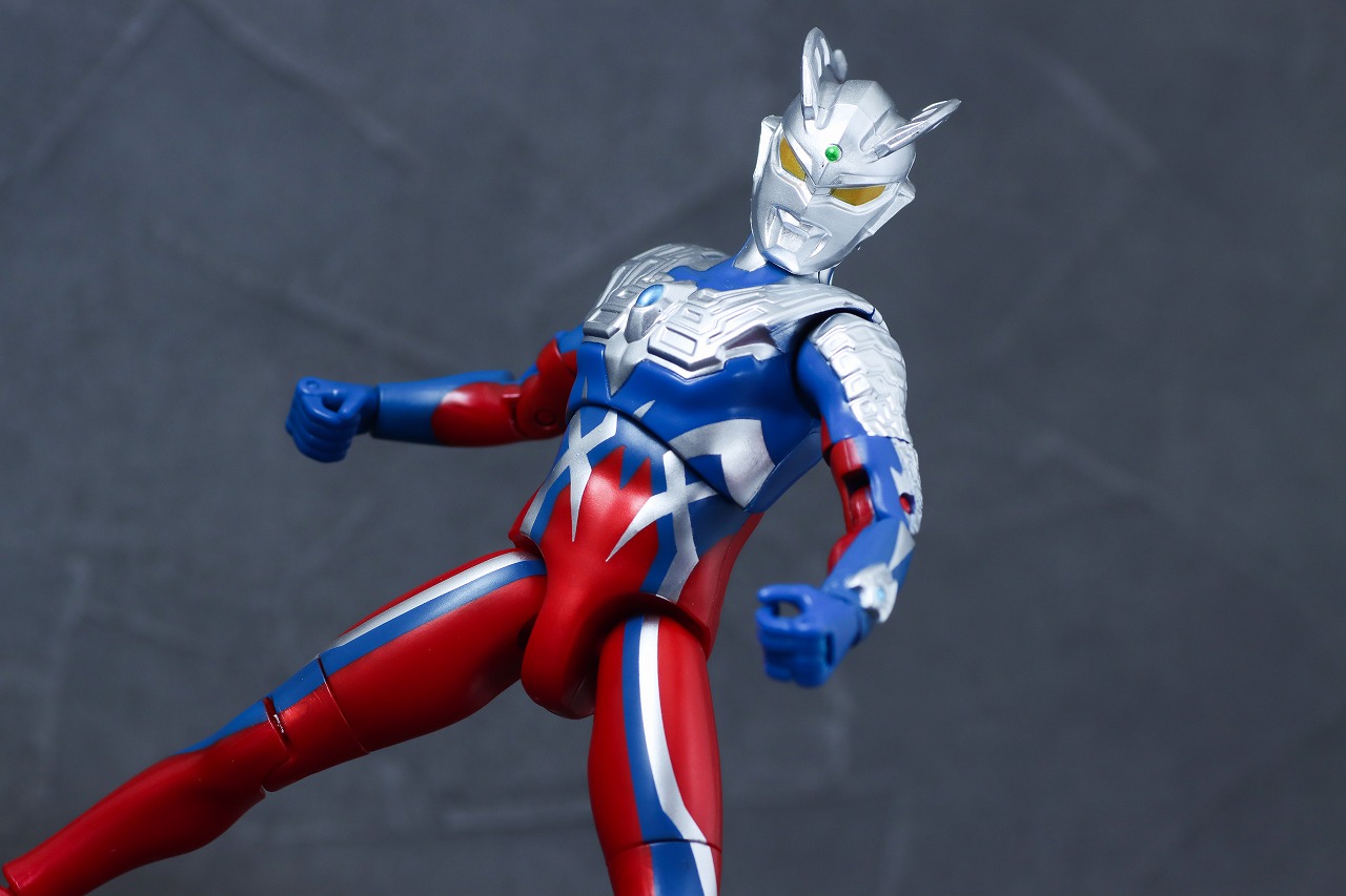 サウンド×アクション　叫ぶ！ウルトラマンゼロ　レビュー　アクション