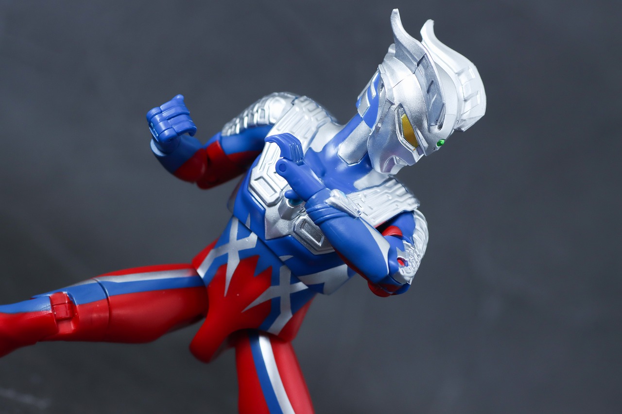 サウンド×アクション　叫ぶ！ウルトラマンゼロ　レビュー　アクション