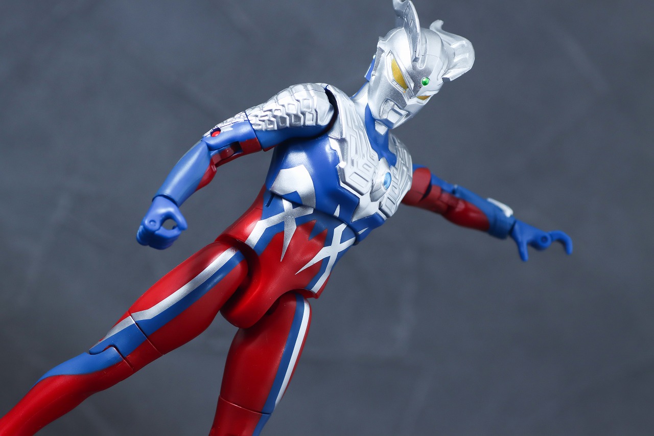 サウンド×アクション　叫ぶ！ウルトラマンゼロ　レビュー　アクション