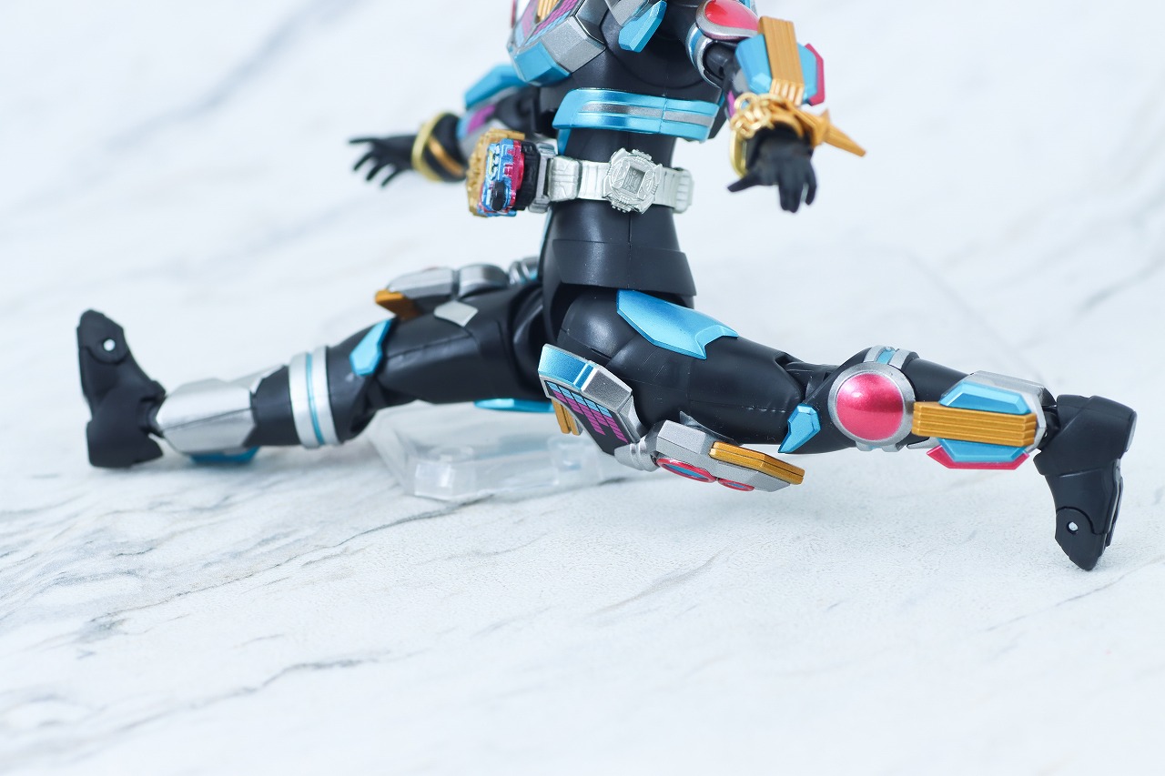 S.H.フィギュアーツ　仮面ライダーナーゴ フィーバービートフォーム　レビュー　可動範囲