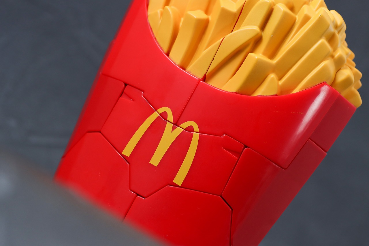 マクドナルド×エヴァンゲリオン バリューセット フィギュア　マックフライドポテト弐号機　アクション　レビュー