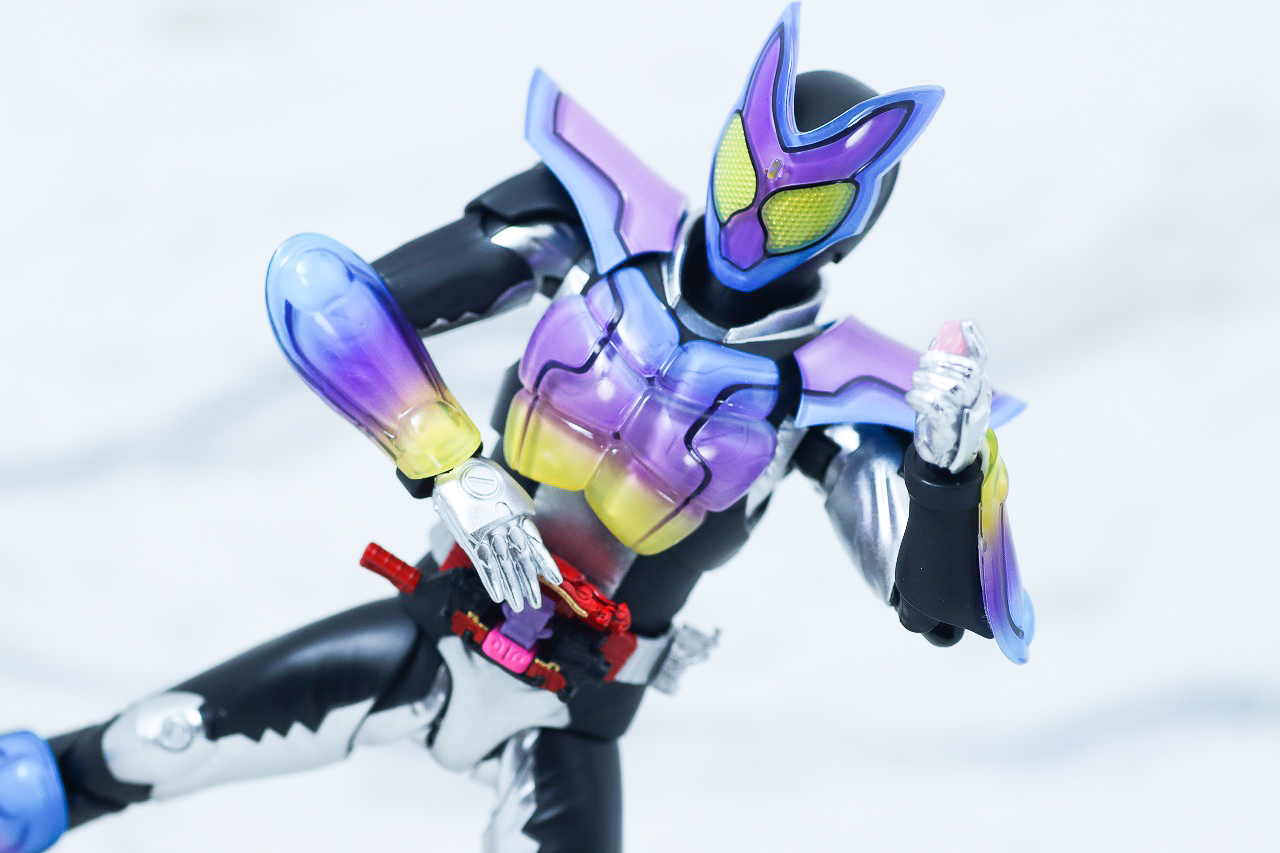 S.H.フィギュアーツ　仮面ライダーガヴ　ポッピングミフォーム　レビュー　アクション