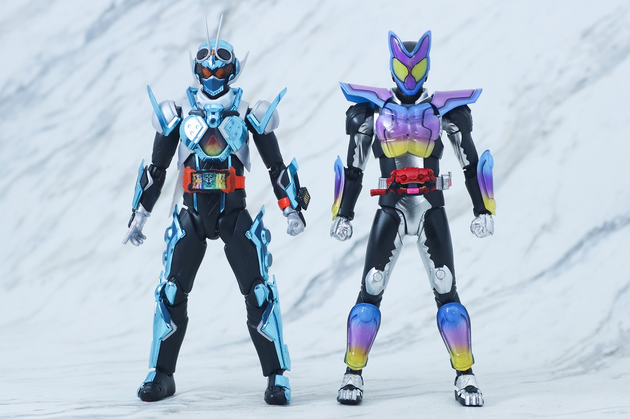 S.H.フィギュアーツ　仮面ライダーガヴ　ポッピングミフォーム　レビュー　比較　仮面ライダーガッチャード　スチームホッパー