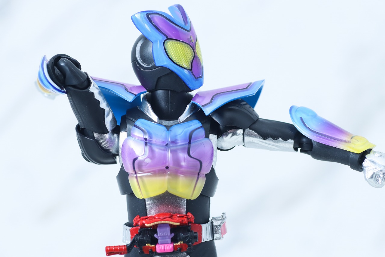 S.H.フィギュアーツ　仮面ライダーガヴ　ポッピングミフォーム　レビュー　可動範囲