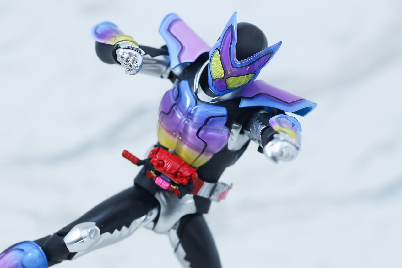 S.H.フィギュアーツ　仮面ライダーガヴ　ポッピングミフォーム　レビュー　アクション