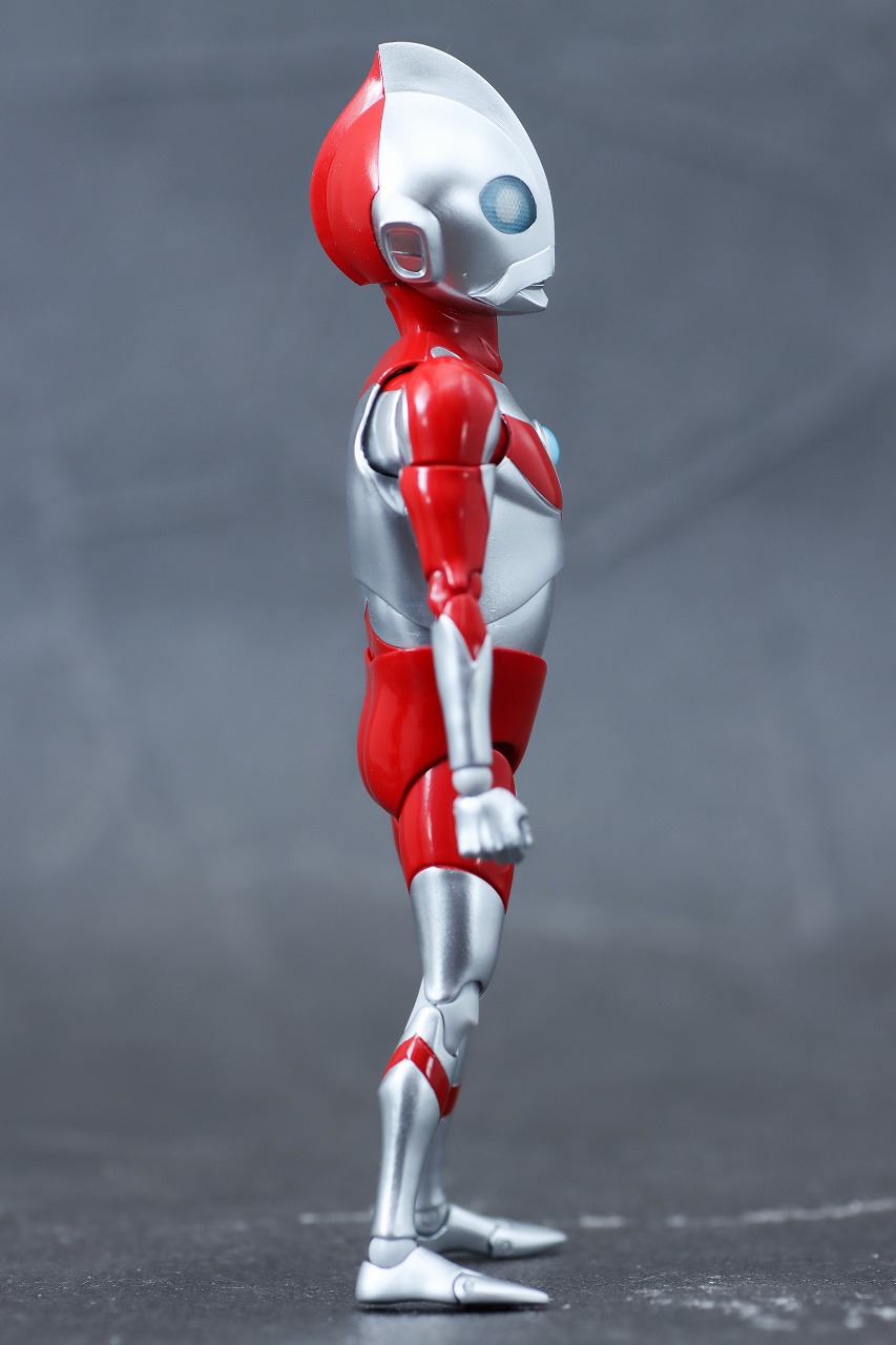 S.H.フィギュアーツ　ウルトラダッド　レビュー　本体