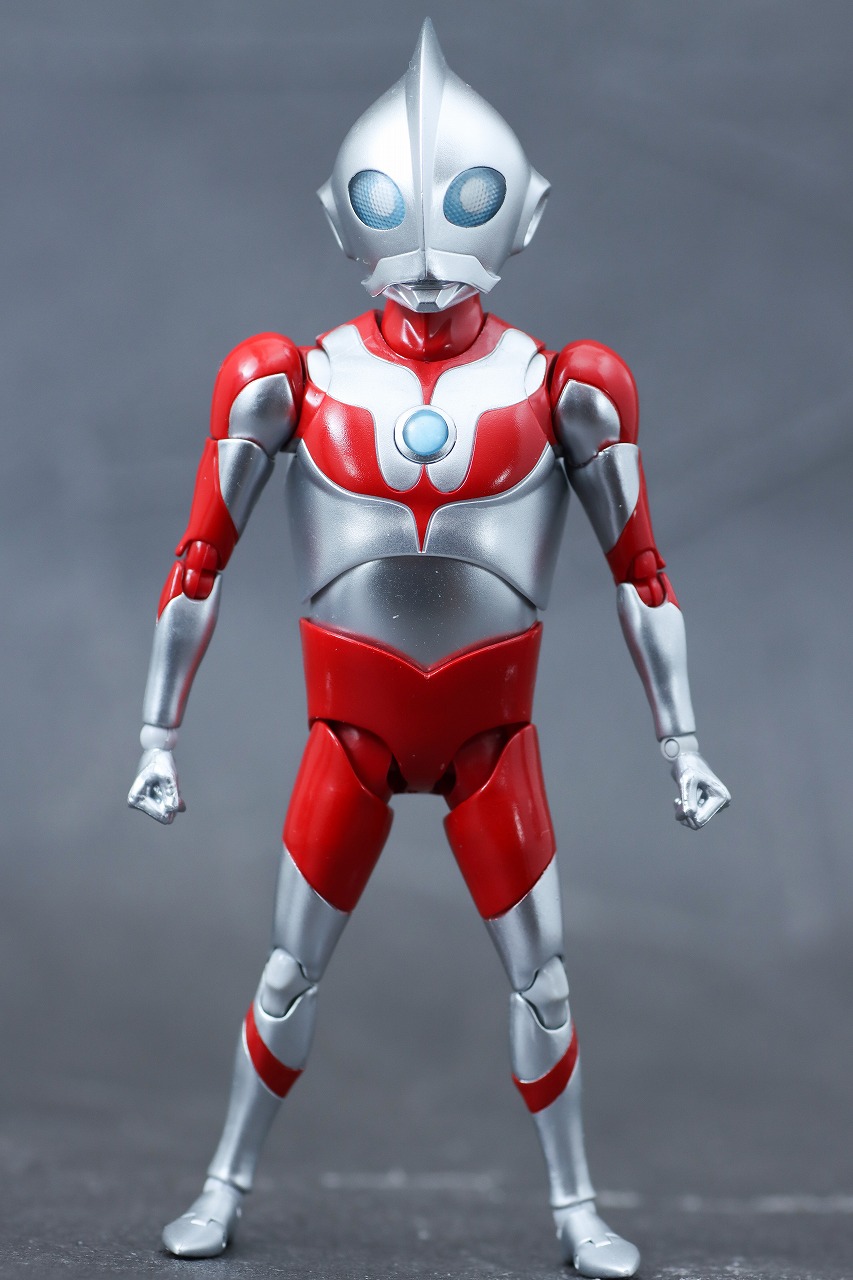 S.H.フィギュアーツ　ウルトラダッド　レビュー　本体