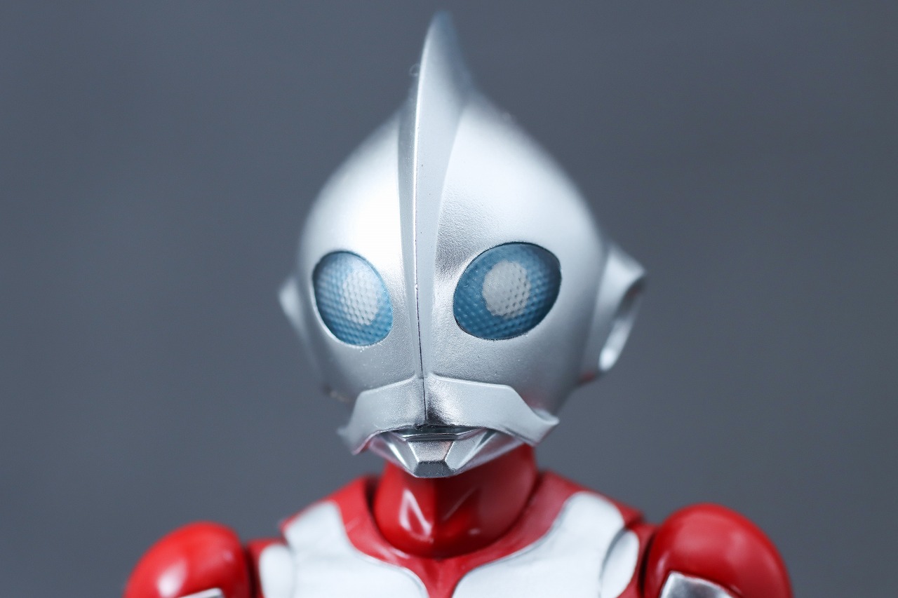 S.H.フィギュアーツ　ウルトラダッド　レビュー　本体