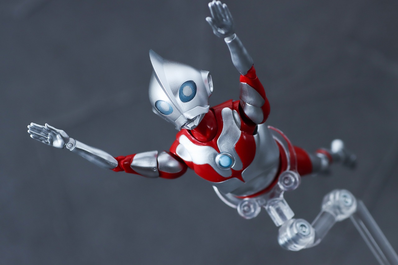 S.H.フィギュアーツ　ウルトラダッド　レビュー　アクション