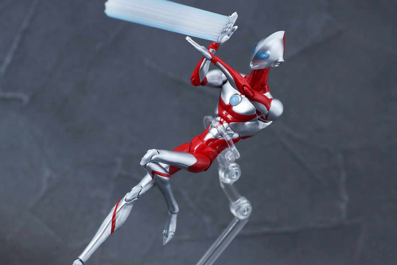 S.H.フィギュアーツ　ウルトラダッド　レビュー　アクション