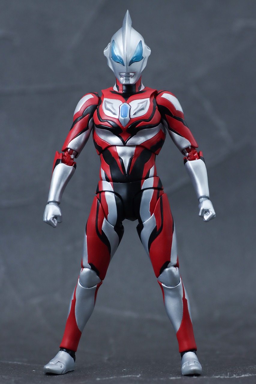 S.H.フィギュアーツ　ウルトラマンジード プリミティブ（ニュージェネ スターズver）　レビュー　本体