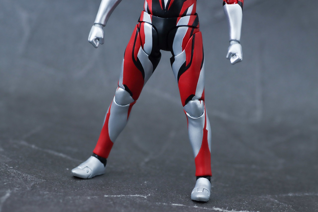 S.H.フィギュアーツ　ウルトラマンジード プリミティブ（ニュージェネ スターズver）　レビュー　本体