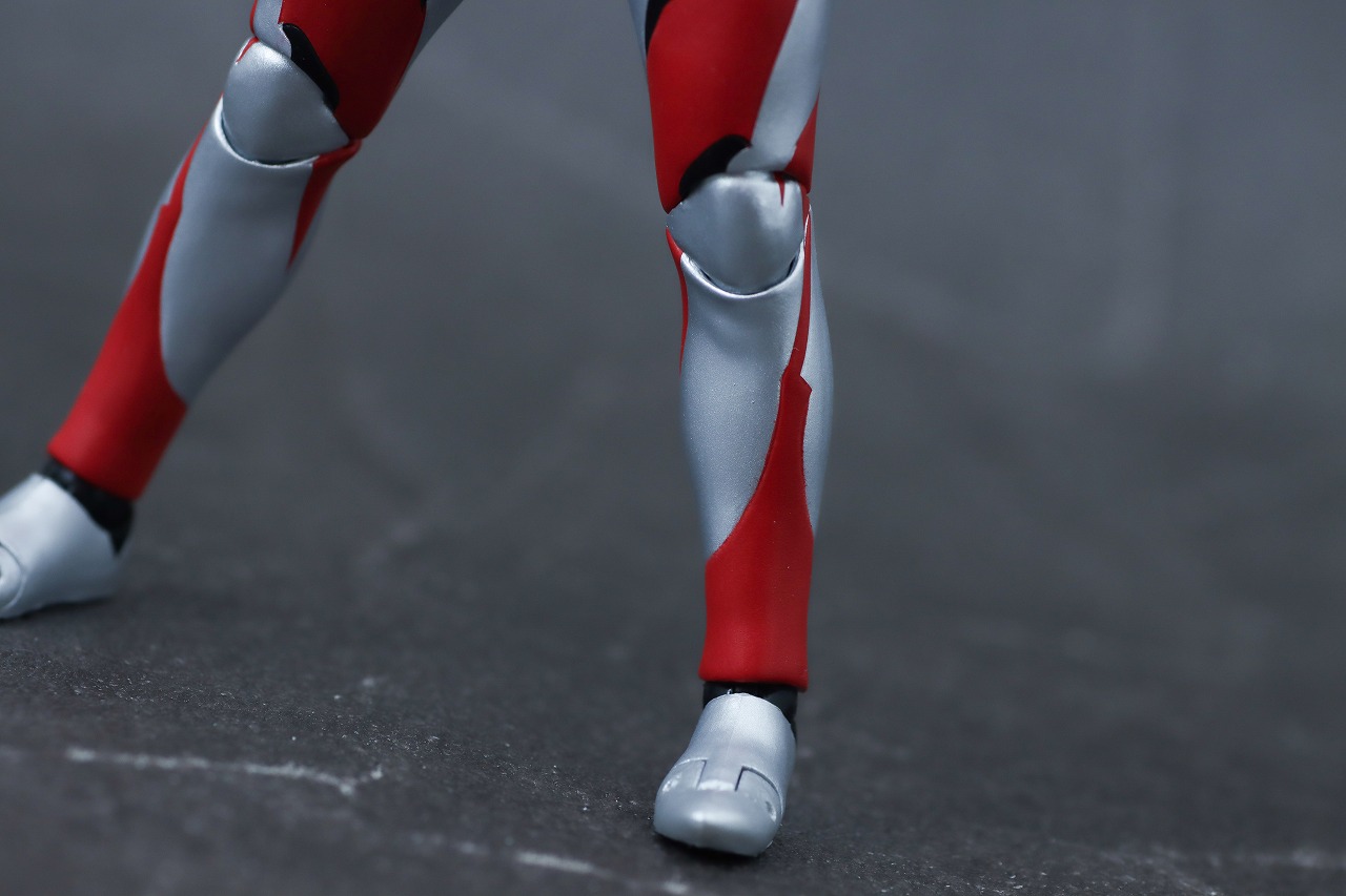 S.H.フィギュアーツ　ウルトラマンジード プリミティブ（ニュージェネ スターズver）　レビュー　本体