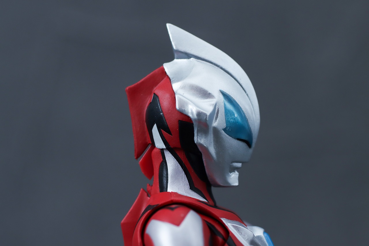 S.H.フィギュアーツ　ウルトラマンジード プリミティブ（ニュージェネ スターズver）　レビュー　本体