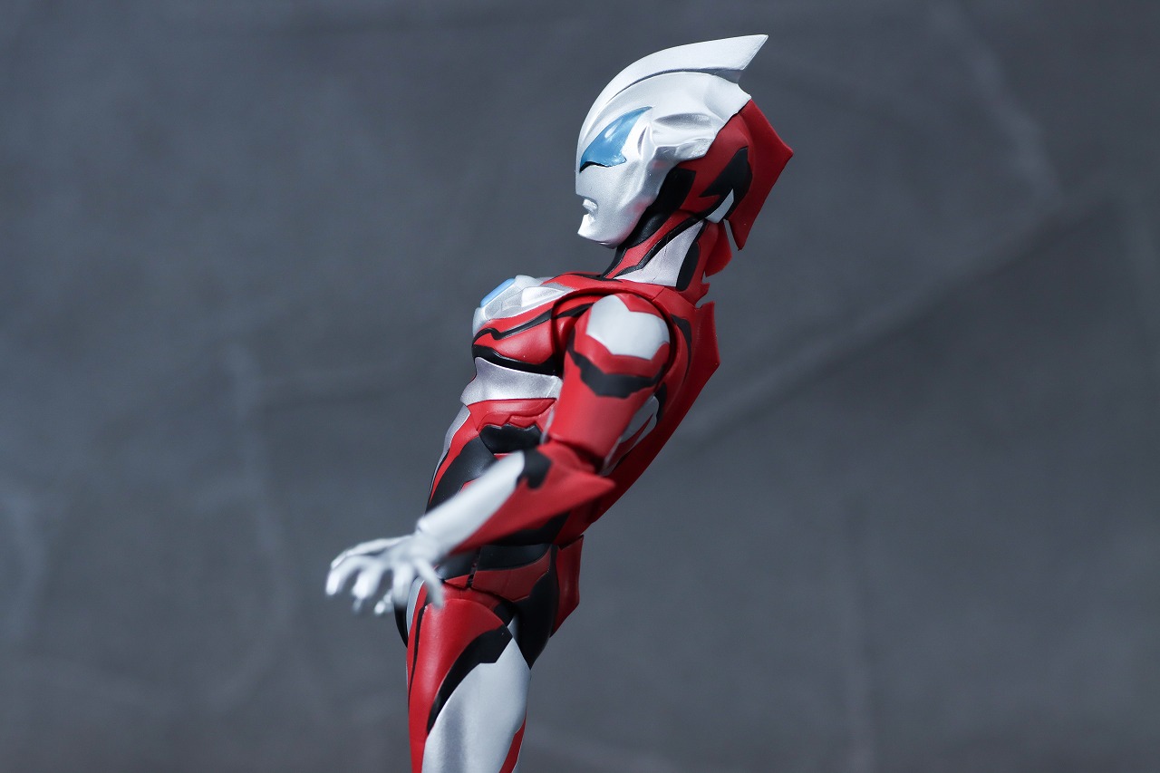 S.H.フィギュアーツ　ウルトラマンジード プリミティブ（ニュージェネ スターズver）　レビュー　可動範囲