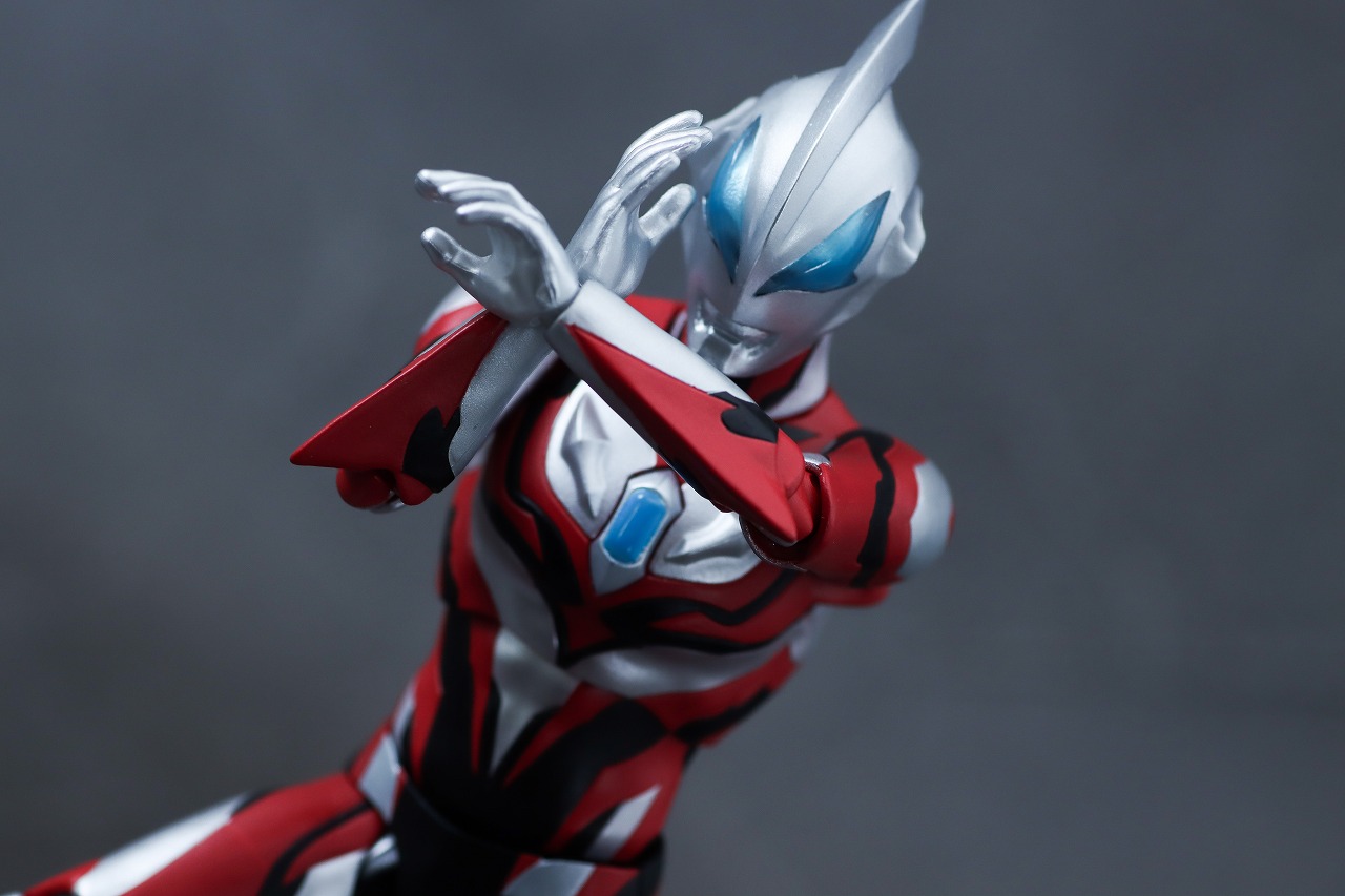 S.H.フィギュアーツ　ウルトラマンジード プリミティブ（ニュージェネ スターズver）　レビュー　アクション