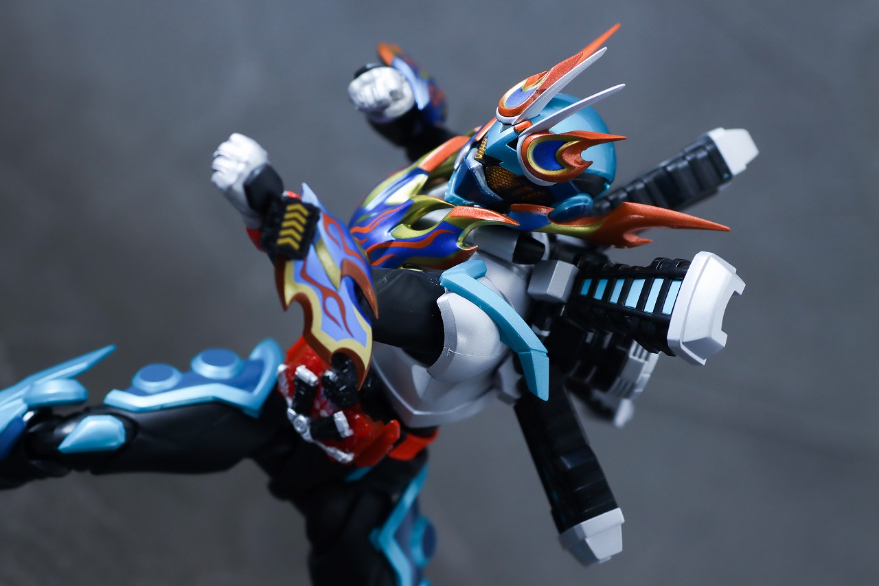 S.H.フィギュアーツ　仮面ライダーファイヤーガッチャード　スチームホッパー　レビュー　アクション