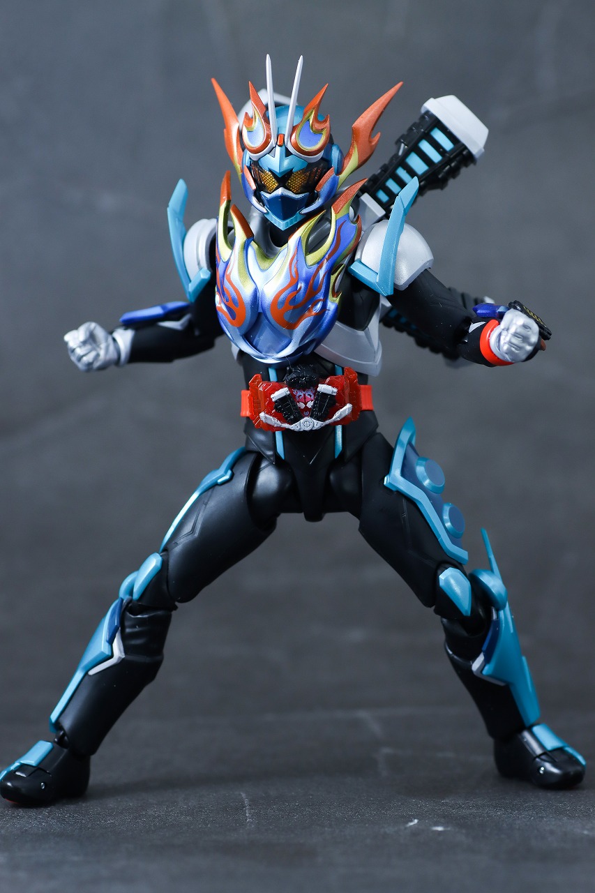 S.H.フィギュアーツ　仮面ライダーファイヤーガッチャード　スチームホッパー　レビュー　本体