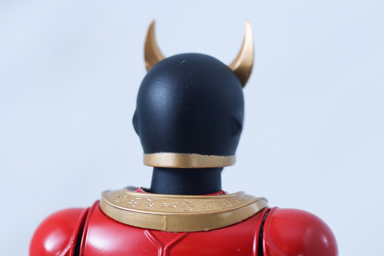 S.H.フィギュアーツ 真骨彫製法 仮面ライダークウガ マイティフォーム Store Limited Edition レビュー 本体