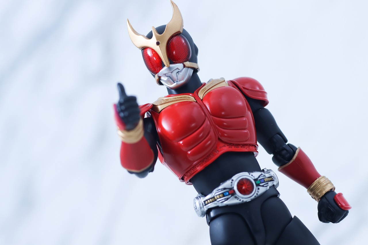 S.H.フィギュアーツ 真骨彫製法 仮面ライダークウガ マイティフォーム Store Limited Edition レビュー アクション