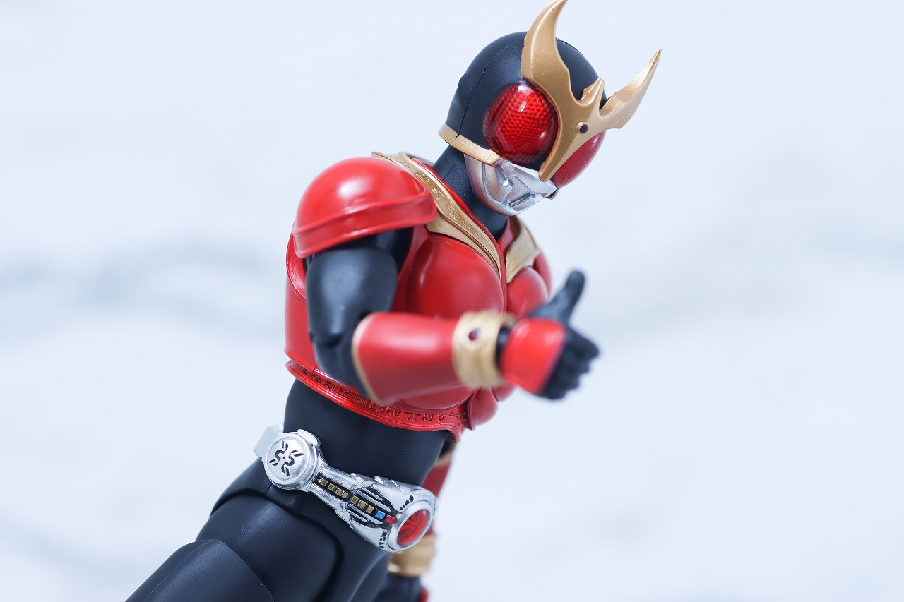 S.H.フィギュアーツ 真骨彫製法 仮面ライダークウガ マイティフォーム Store Limited Edition レビュー アクション