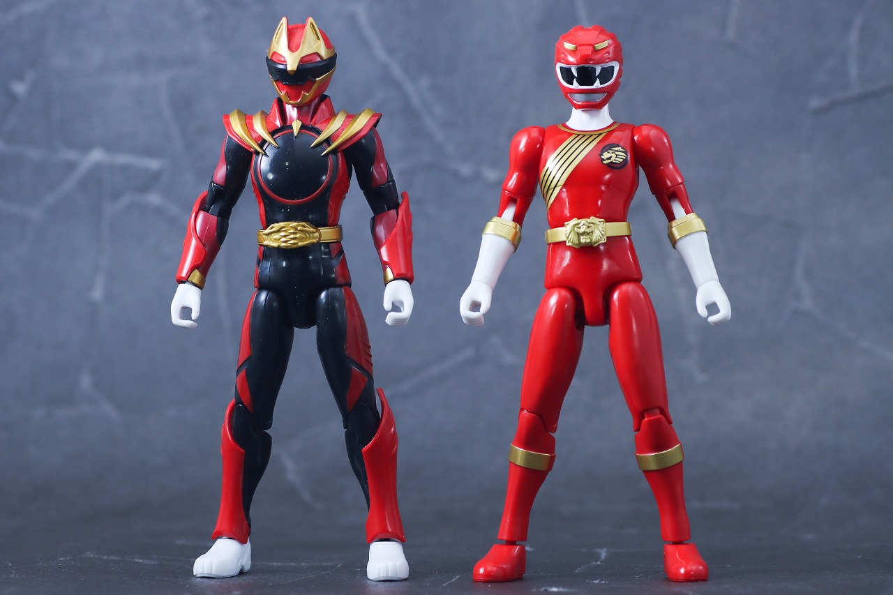 アクションヒーロー ガオレッド レビュー 本体 ゴジュウウルフ 比較