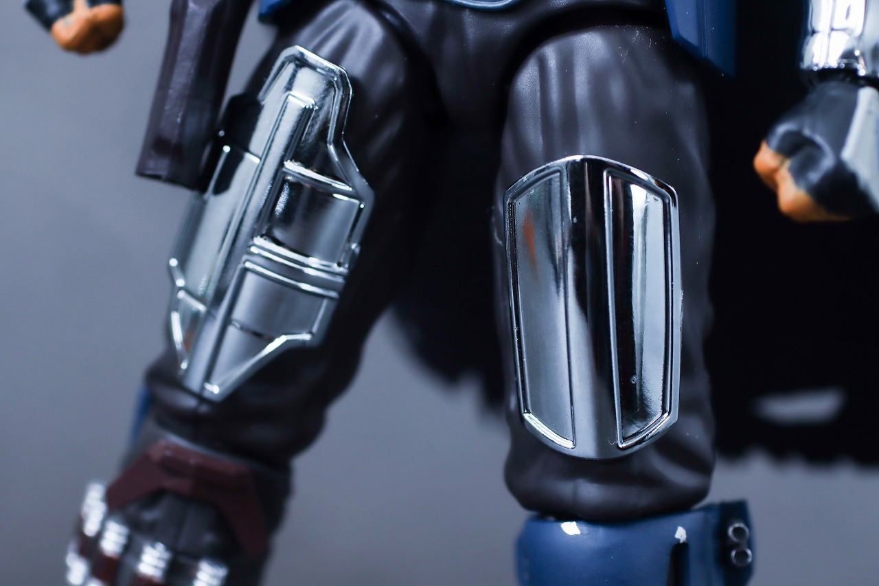MAFEX マンダロリアン CHROME(クロームメッキ) ver. レビュー 本体