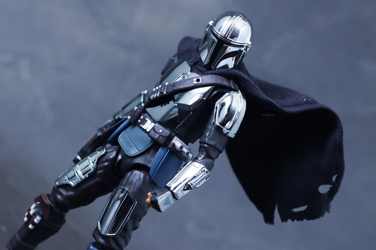 MAFEX マンダロリアン CHROME(クロームメッキ) ver. レビュー アクション