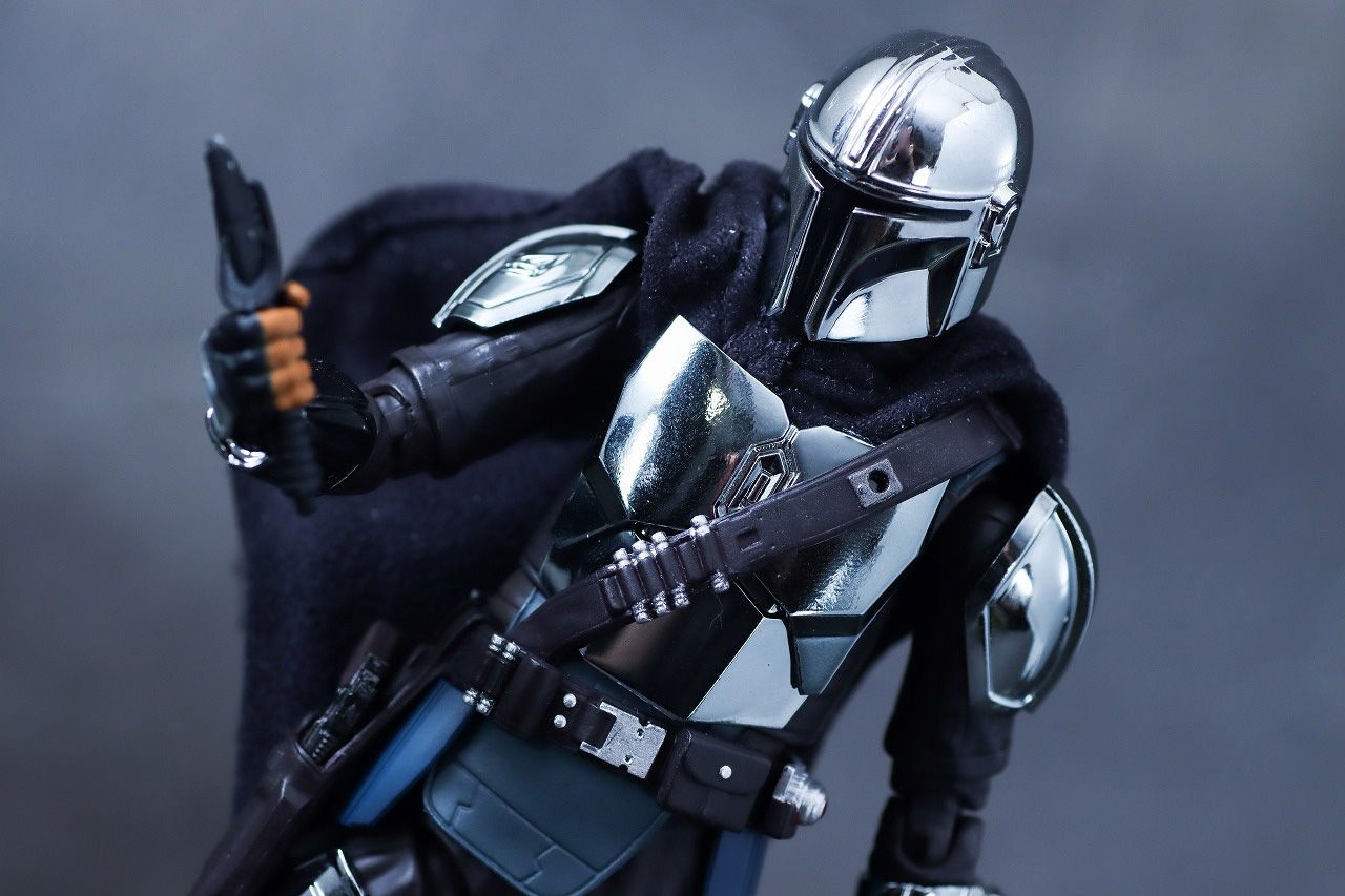 MAFEX マンダロリアン CHROME(クロームメッキ) ver. レビュー アクション