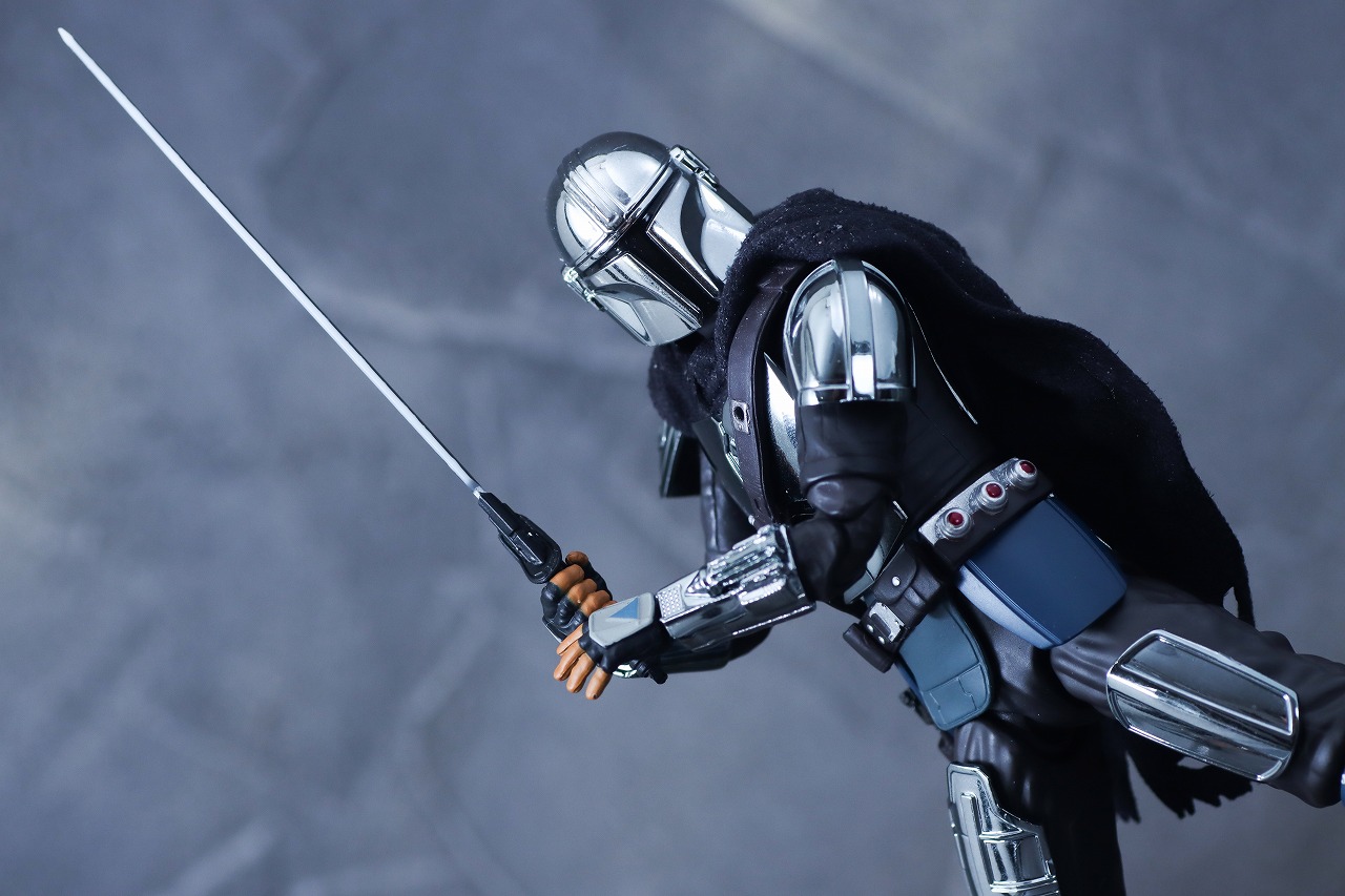MAFEX マンダロリアン CHROME(クロームメッキ) ver. レビュー アクション