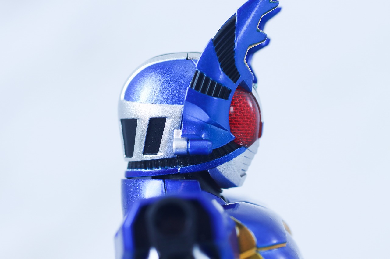 S.H.フィギュアーツ 真骨彫製法 仮面ライダーガタック ライダーフォーム 真骨彫10th Anniversary ver. レビュー 本体