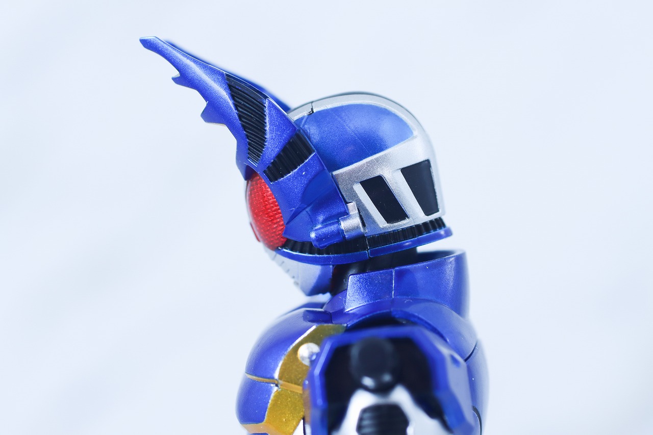 S.H.フィギュアーツ 真骨彫製法　仮面ライダーガタック ライダーフォーム　真骨彫10th Anniversary ver.　レビュー　可動範囲