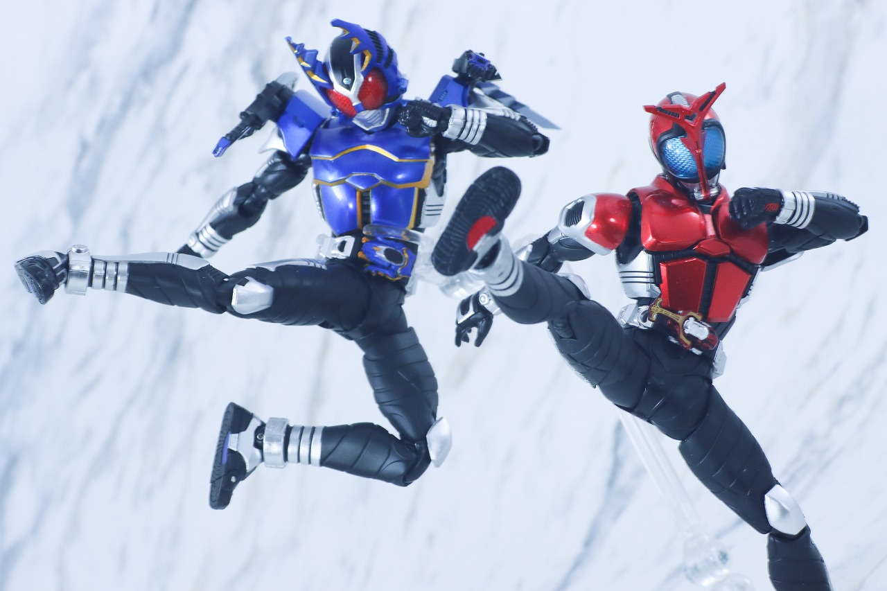 S.H.フィギュアーツ 真骨彫製法 仮面ライダーガタック ライダーフォーム 真骨彫10th Anniversary ver. レビュー アクション 仮面ライダーカブト