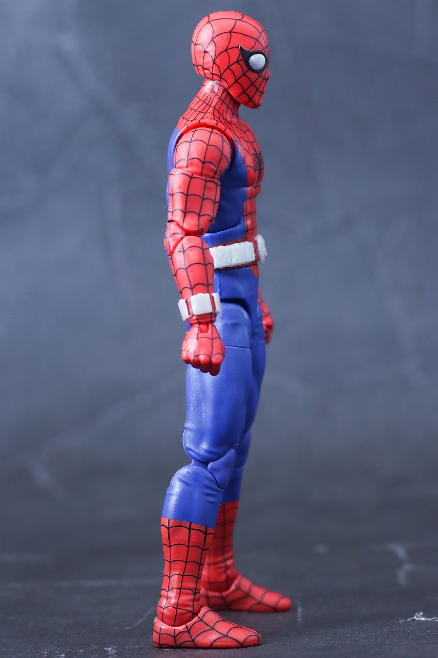 マーベルレジェンド　スパイダーマン　1977　レビュー　本体