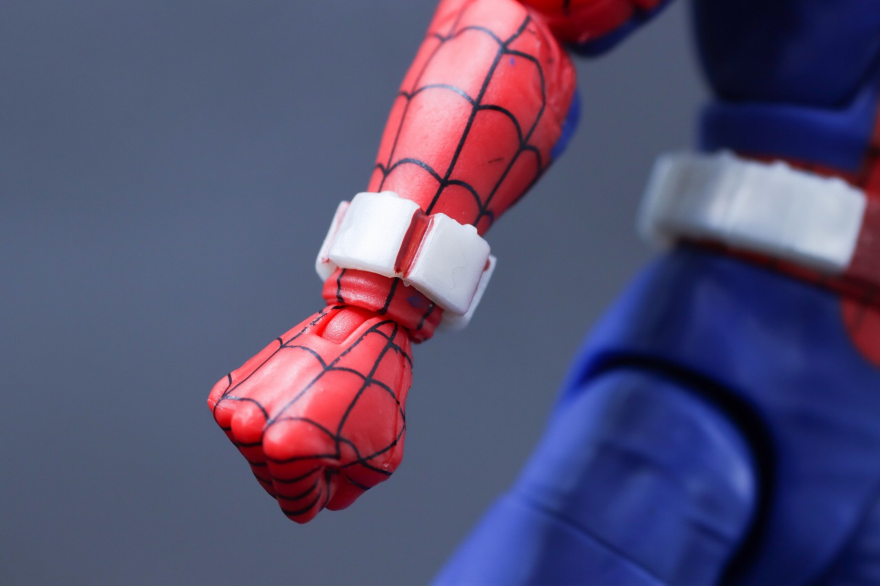 マーベルレジェンド スパイダーマン 1977 レビュー 本体
