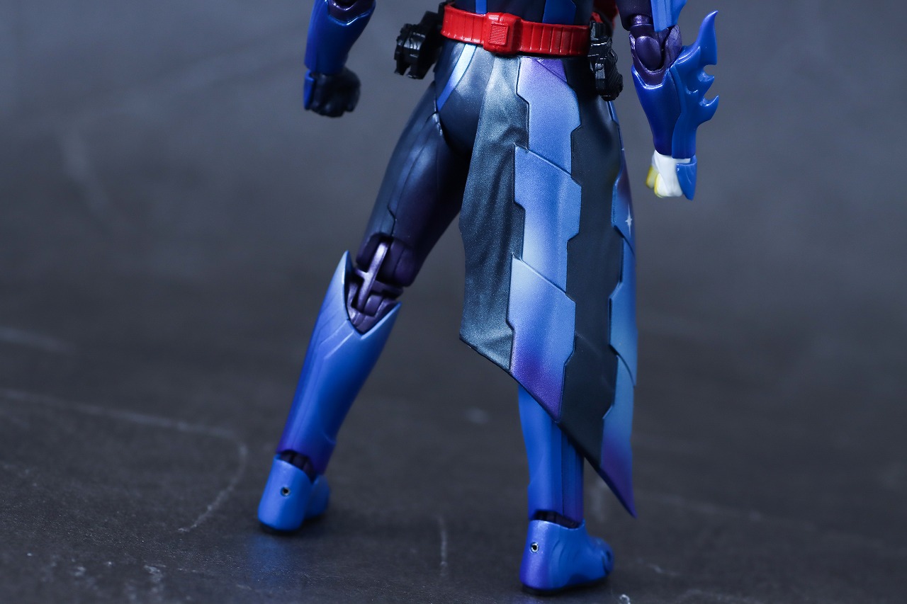 S.H.フィギュアーツ 仮面ライダークロスセイバー レビュー 本体